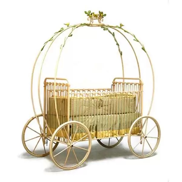 Carriage Crib – оригинальная кроватка для маленьких принцесс